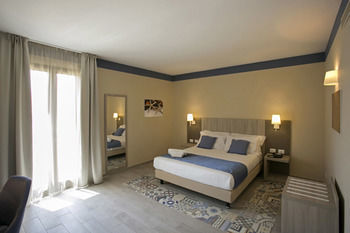 טרפאני Map Holiday Residence מראה חיצוני תמונה